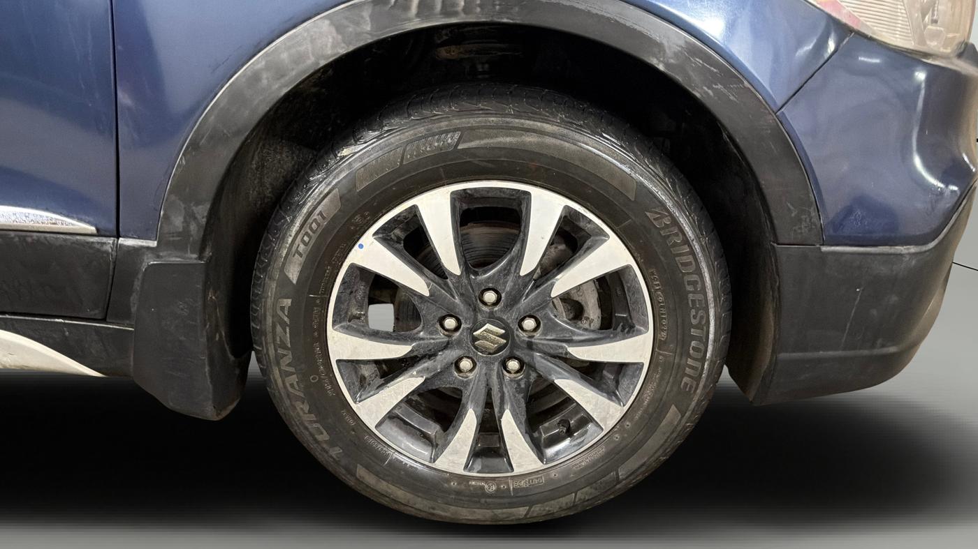 2018 Maruti S Cross DELTA 1.3, Diesel, Manual, 71,418 km, Right Front Wheel