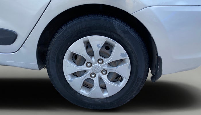 2017 Hyundai Xcent S 1.2, Petrol, Manual, 89,108 km, Left Rear Wheel