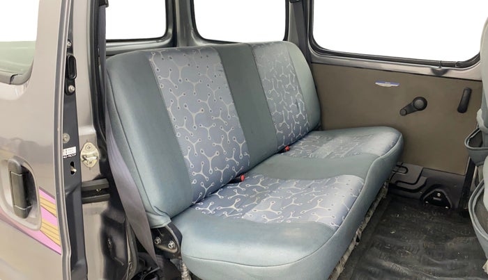 2016 Maruti Eeco 5 STR WITH A/C+HTR, Petrol, Manual, 15,816 km, Right Side Rear Door Cabin