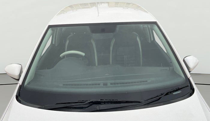 2019 Volkswagen Ameo TRENDLINE 1.5L, Diesel, Manual, 1,00,303 km, Front Windshield