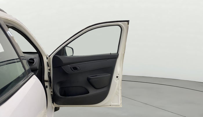 2017 Renault Kwid RXT 1.0 AMT (O), Petrol, Automatic, 66,414 km, RHS Front Door