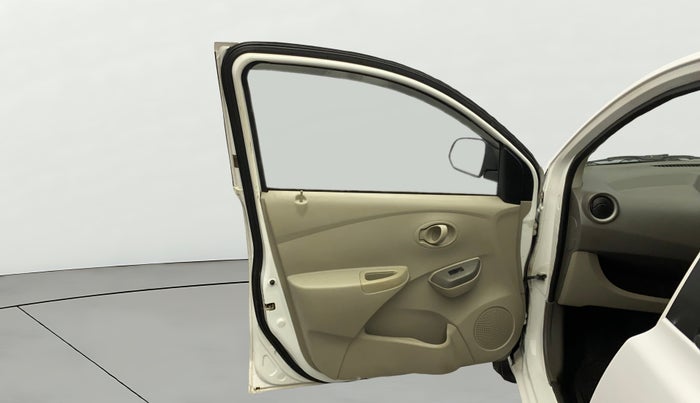 2014 Datsun Go T, Petrol, Manual, 61,446 km, LHS Front Door