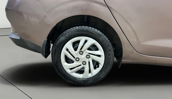 2022 Hyundai AURA S 1.2 CNG, CNG, Manual, 77,572 km, Right Rear Wheel