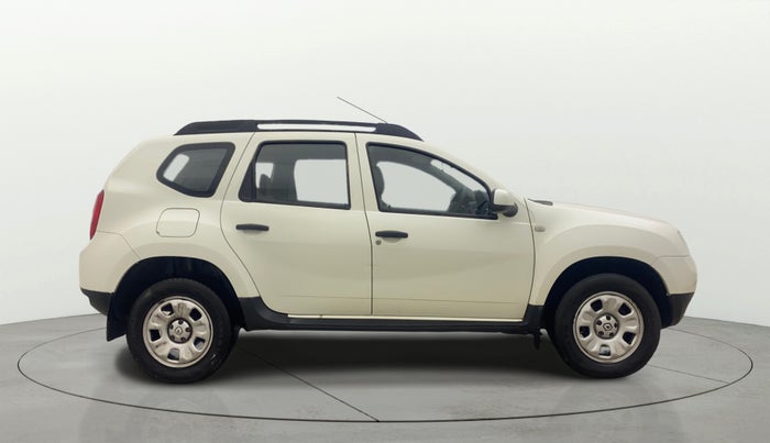2015 Renault Duster 85 PS RXL DIESEL, Diesel, Manual, 74,695 km, Right Side View