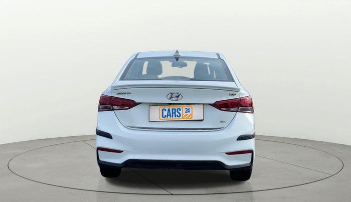 2018 Hyundai Verna 1.6 CRDI SX + AT, Diesel, Automatic, 85,665 km, Back/Rear