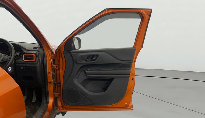 2021 Tata PUNCH ADVENTURE MT, Petrol, Manual, 33,291 km, RHS Front Door