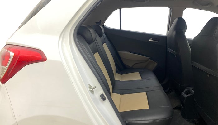 2019 Hyundai Grand i10 ASTA 1.2 KAPPA VTVT, Petrol, Manual, 55,648 km, Right Side Rear Door Cabin