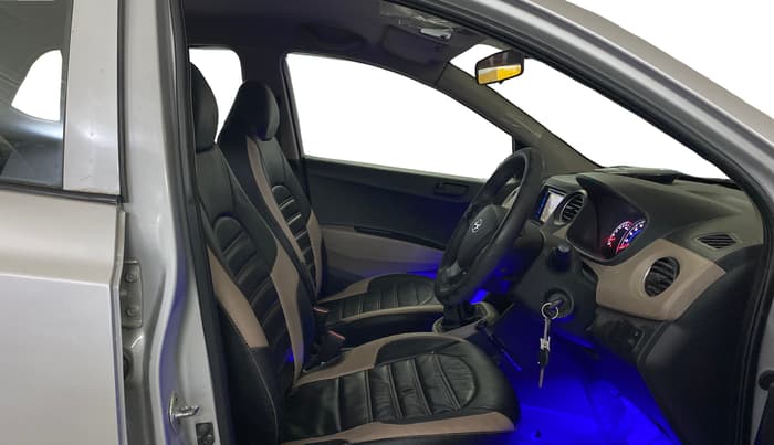 2017 Hyundai Grand i10 MAGNA 1.2 KAPPA VTVT, Petrol, Manual, 37,813 km, Right Side Front Door Cabin