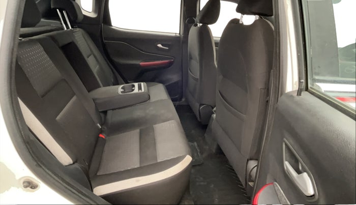2022 Nissan MAGNITE XV MT, Petrol, Manual, 47,465 km, Right Side Rear Door Cabin