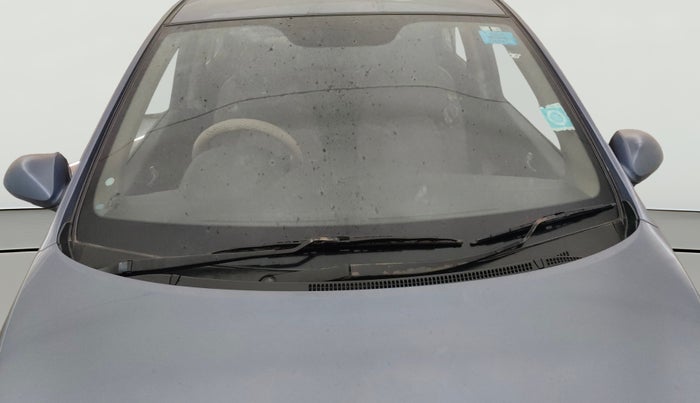 2015 Hyundai Xcent S 1.2, Petrol, Manual, 1,08,313 km, Front Windshield