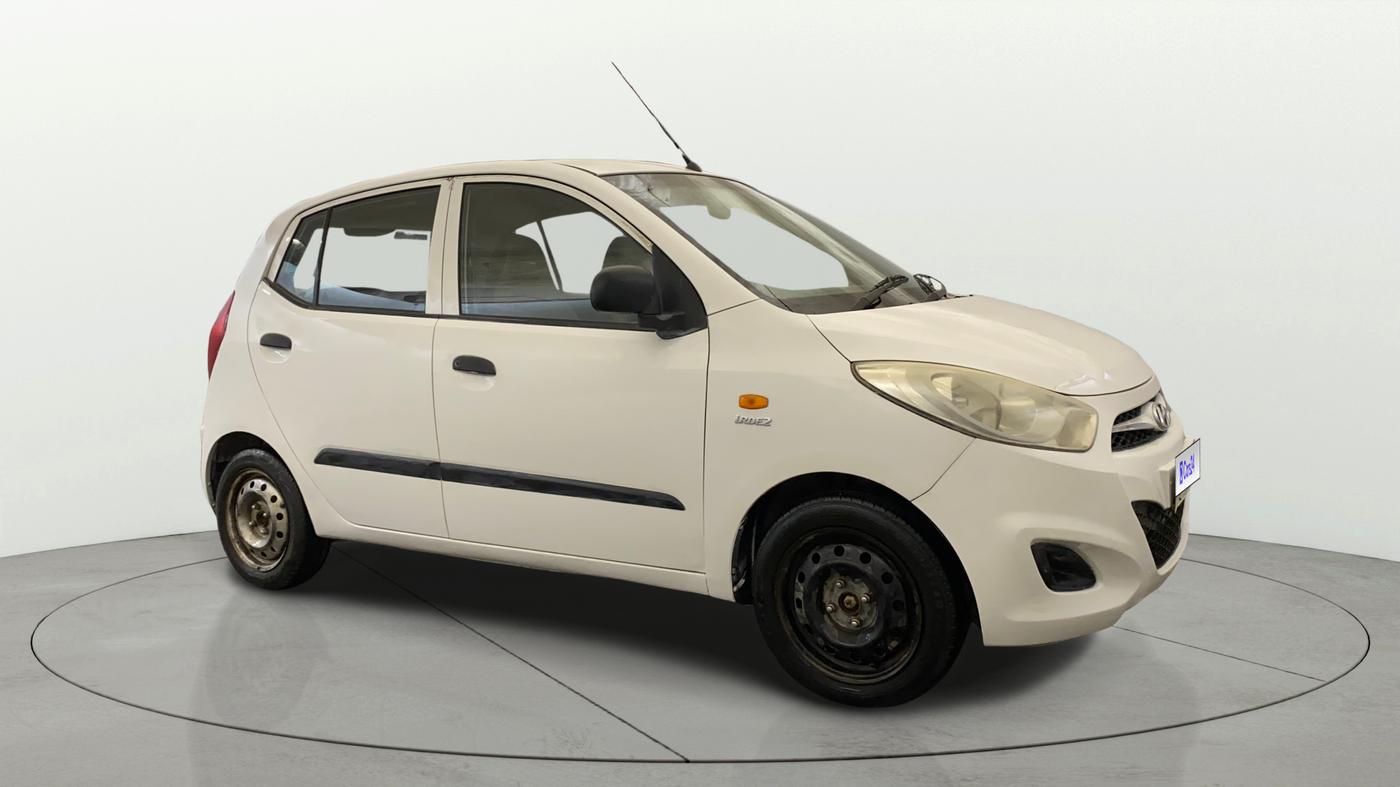 2015 Hyundai i10 MAGNA 1.1, CNG, Manual, 1,11,848 km, SRP