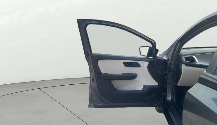 2022 Tata ALTROZ XT DIESEL, Diesel, Manual, 32,769 km, LHS Front Door