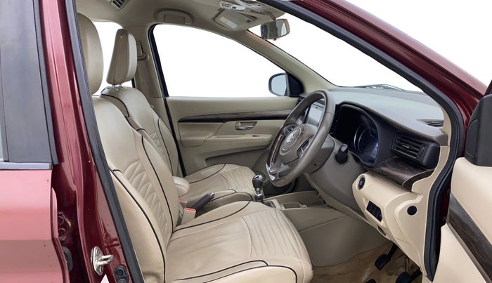 2019 Maruti Ertiga ZDI+ 1.5, Diesel, Manual, 1,28,670 km, Right Side Front Door Cabin