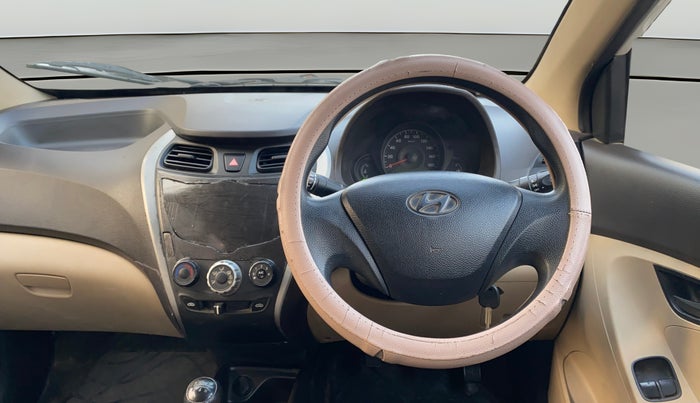 2014 Hyundai Eon ERA +, Petrol, Manual, 69,866 km, Steering Wheel Close Up