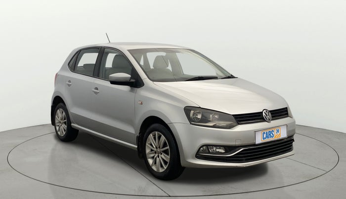 2014 Volkswagen Polo HIGHLINE1.2L, Petrol, Manual, 1,28,170 km, Right Front Diagonal
