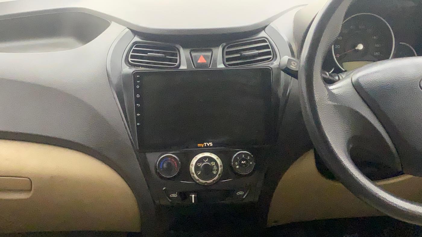 2015 Hyundai Eon MAGNA +, CNG, Manual, 1,38,738 km, Air Conditioner