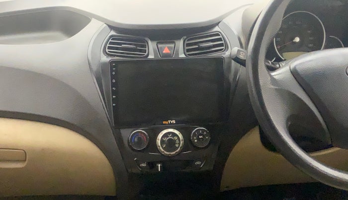 2015 Hyundai Eon MAGNA +, CNG, Manual, 1,38,738 km, Air Conditioner