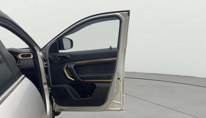 2021 Renault Kiger RXT 1.0 TURBO MT, Petrol, Manual, 17,519 km, RHS Front Door