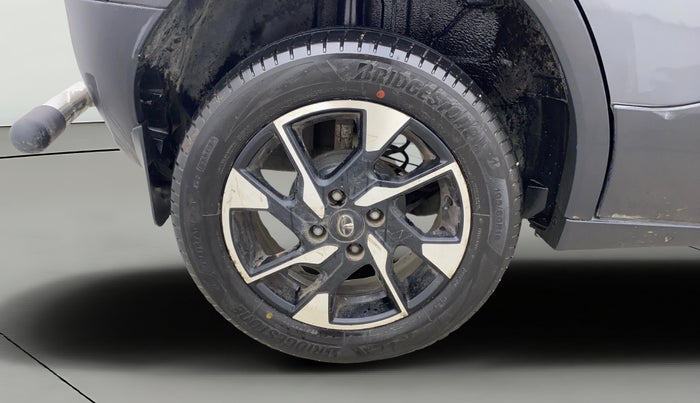 2022 Tata PUNCH ACCOMPLISHED AMT, Petrol, Automatic, 46,051 km, Right Rear Wheel