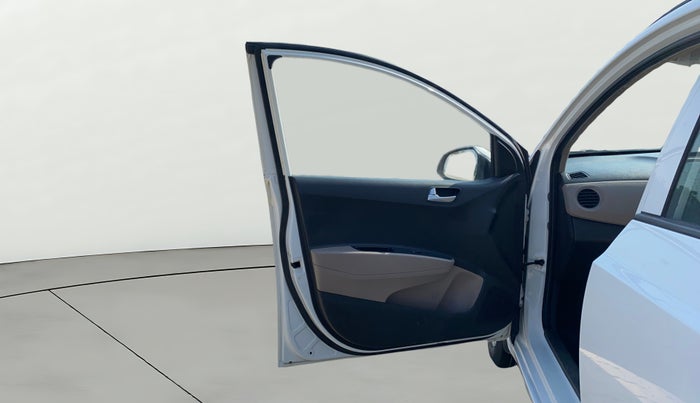 2014 Hyundai Grand i10 SPORTZ 1.2 KAPPA VTVT, Petrol, Manual, 69,487 km, LHS Front Door