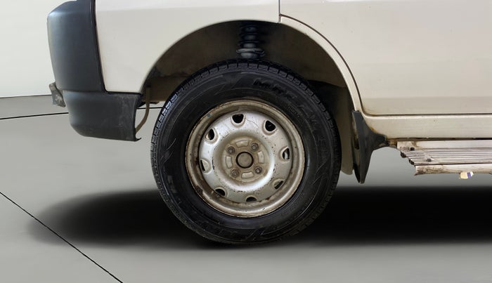 2015 Maruti Eeco 7 STR, Petrol, Manual, 49,642 km, Left Front Wheel