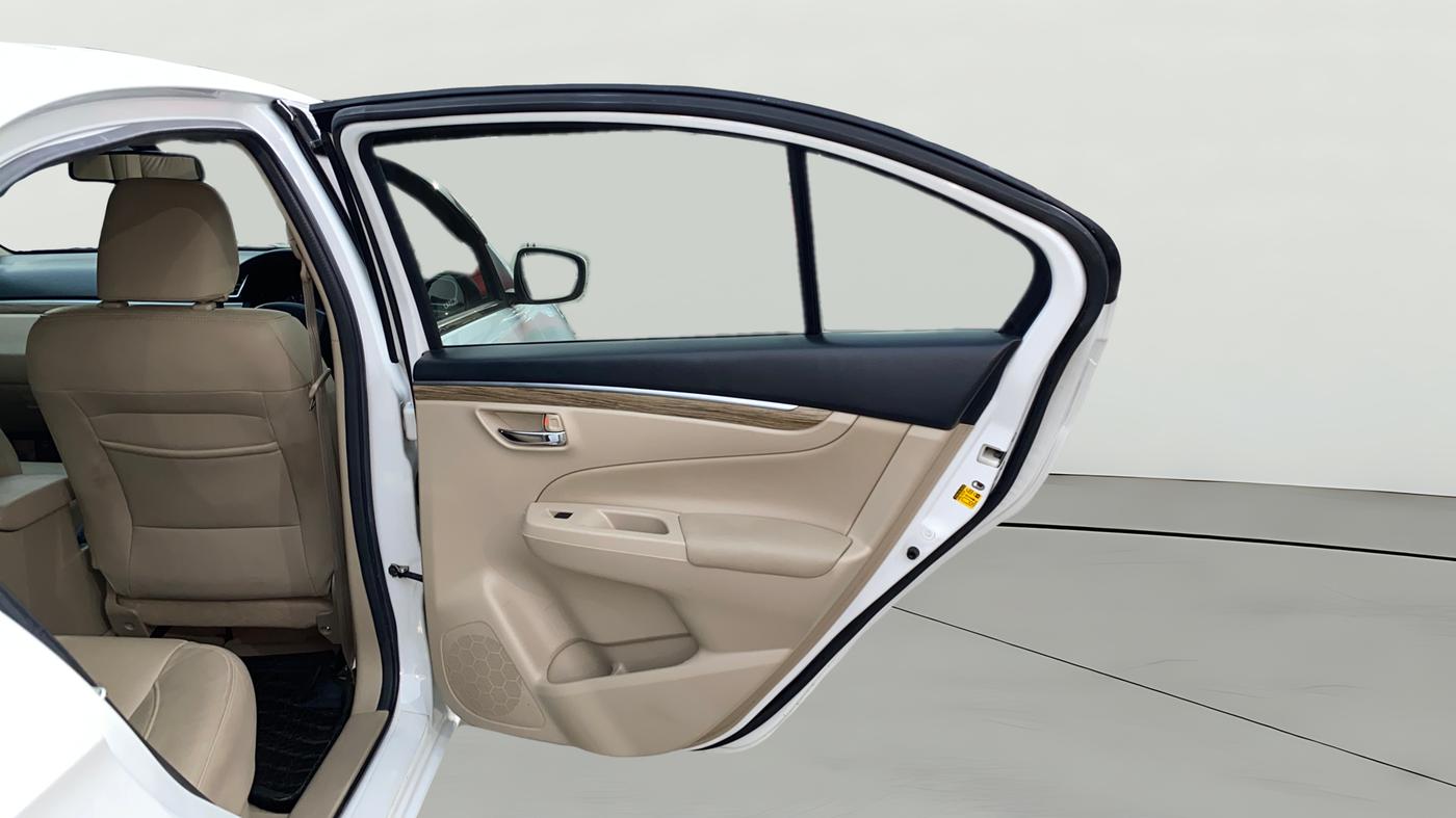 2021 Maruti Ciaz ALPHA  AT 1.5 SHVS PETROL, Petrol, Automatic, 33,910 km, RHS Rear Door