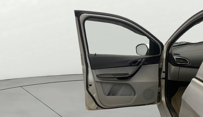 2020 Tata Tiago XT PETROL, Petrol, Manual, 38,032 km, LHS Front Door