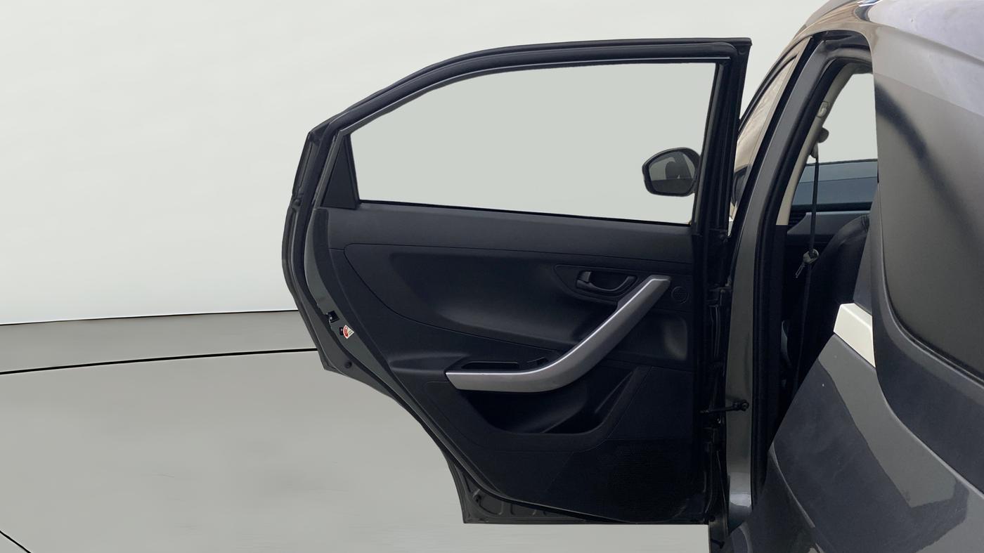 2023 Tata NEXON XM PLUS SUNROOF PETROL, Petrol, Manual, 54,268 km, LHS Rear Door