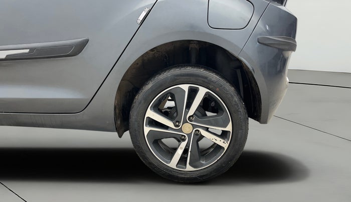 2021 Tata ALTROZ XZ PETROL, Petrol, Manual, 26,606 km, Left Rear Wheel