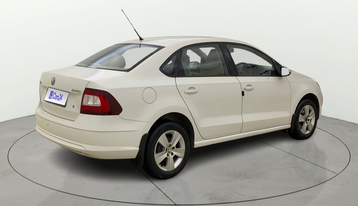 2019 Skoda Rapid AMBITION 1.6 MPI AT, Petrol, Automatic, 28,819 km, Right Back Diagonal