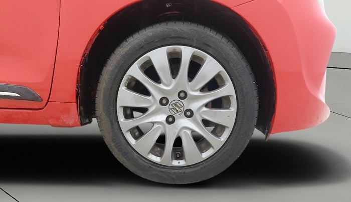 2016 Maruti Baleno ALPHA PETROL 1.2, CNG, Manual, 70,450 km, Right Front Wheel