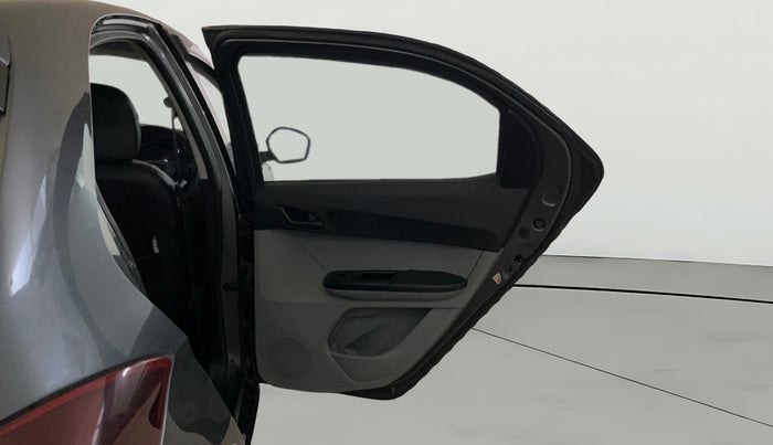 2023 Tata Tiago XT CNG, CNG, Manual, 23,232 km, RHS Rear Door