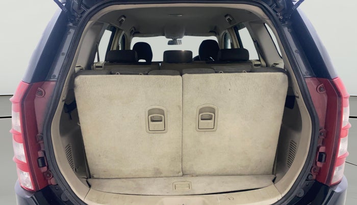2016 Mahindra XUV500 W4, Diesel, Manual, 1,39,463 km, Boot Open Zoomed View