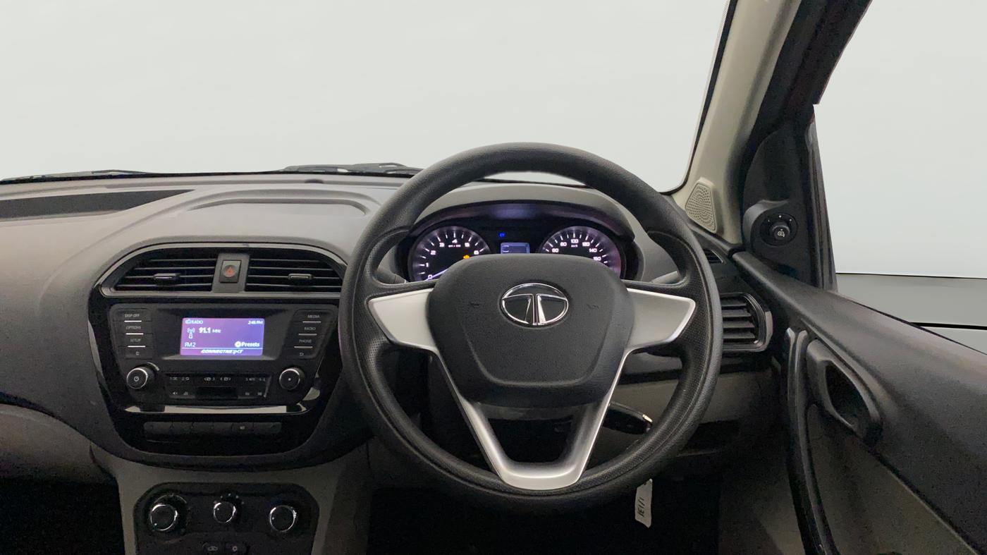 2017 Tata Tiago XT PETROL, Petrol, Manual, 32,566 km, Steering Wheel Close Up