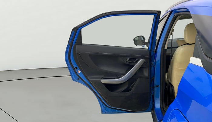 2020 Tata NEXON XMA SUNROOF DIESEL, Diesel, Automatic, 77,055 km, LHS Rear Door