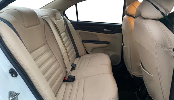 2019 Honda Amaze 1.2L I-VTEC S, Petrol, Manual, 30,714 km, Right Side Rear Door Cabin