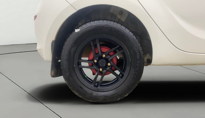 2013 Hyundai i20 MAGNA 1.2, Petrol, Manual, 73,013 km, Right Rear Wheel