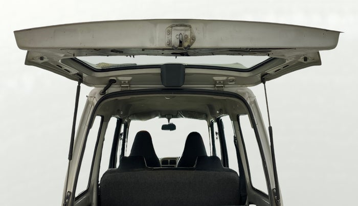 2020 Maruti Eeco 5 STR WITH A/C+HTR CNG, CNG, Manual, 1,28,645 km, Boot Door Open