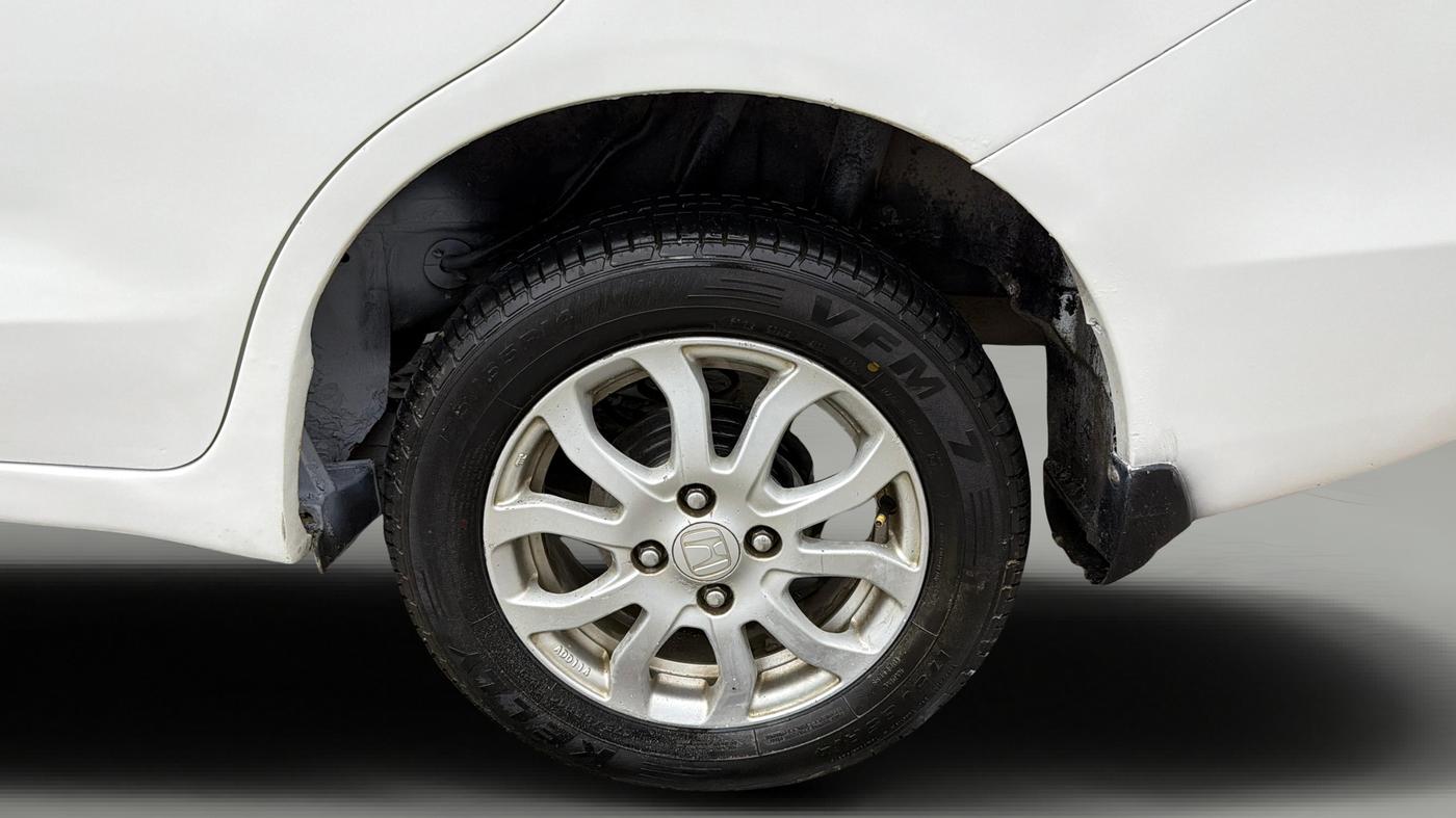 2015 Honda Amaze 1.2L I-VTEC VX, Petrol, Manual, 63,930 km, Left Rear Wheel