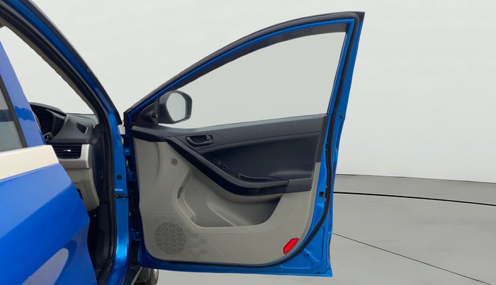 2019 Tata NEXON XM PETROL, Petrol, Manual, 48,573 km, RHS Front Door