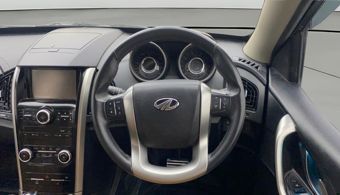 2019 Mahindra XUV500 W11 AT, Diesel, Automatic, 85,421 km, Steering Wheel Close Up