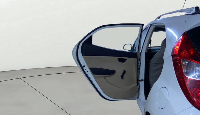 2017 Hyundai Eon ERA + SE, Petrol, Manual, 1,32,347 km, LHS Rear Door