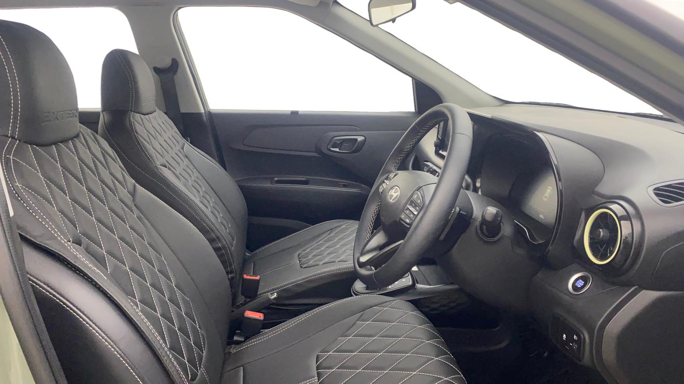 2024 Hyundai EXTER SX(O) 1.2 AMT, Petrol, Automatic, 5,824 km, Right Side Front Door Cabin