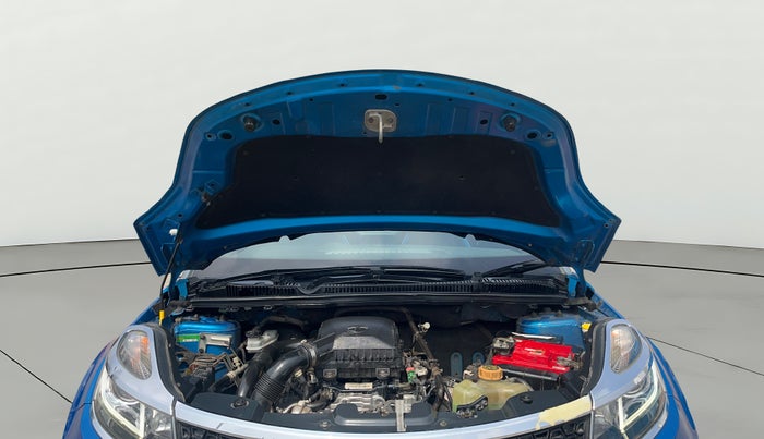 2019 Tata NEXON XZ PLUS PETROL DUAL TONE, Petrol, Manual, 57,266 km, Open Bonet