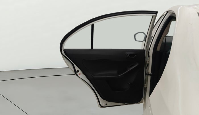 2019 Tata Zest XE PETROL, CNG, Manual, 72,673 km, LHS Rear Door