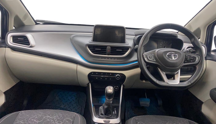 2023 Tata ALTROZ XZA + SUNROOF, Petrol, Automatic, 38,905 km, Dashboard