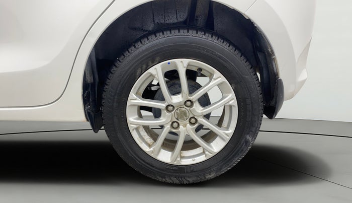 2023 Maruti Swift ZXI, Petrol, Manual, 30,059 km, Left Rear Wheel