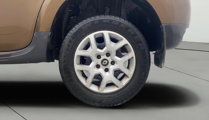 2016 Renault Duster RXL PETROL, Petrol, Manual, 52,815 km, Left Rear Wheel