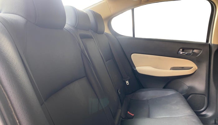 2022 Honda City 1.5L I-VTEC V MT 5TH GEN, Petrol, Manual, 19,988 km, Right Side Rear Door Cabin