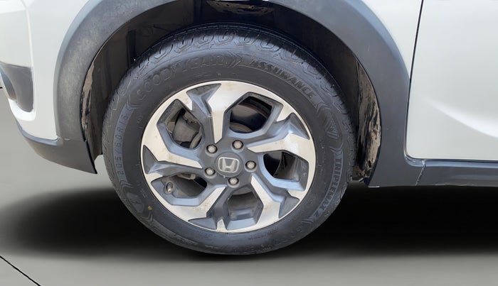 2016 Honda BR-V 1.5L I-VTEC V CVT, Petrol, Automatic, 1,04,407 km, Left Front Wheel